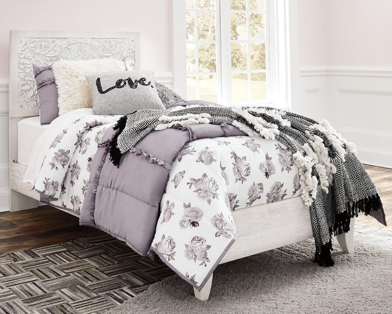 Paxberry Bedroom Set