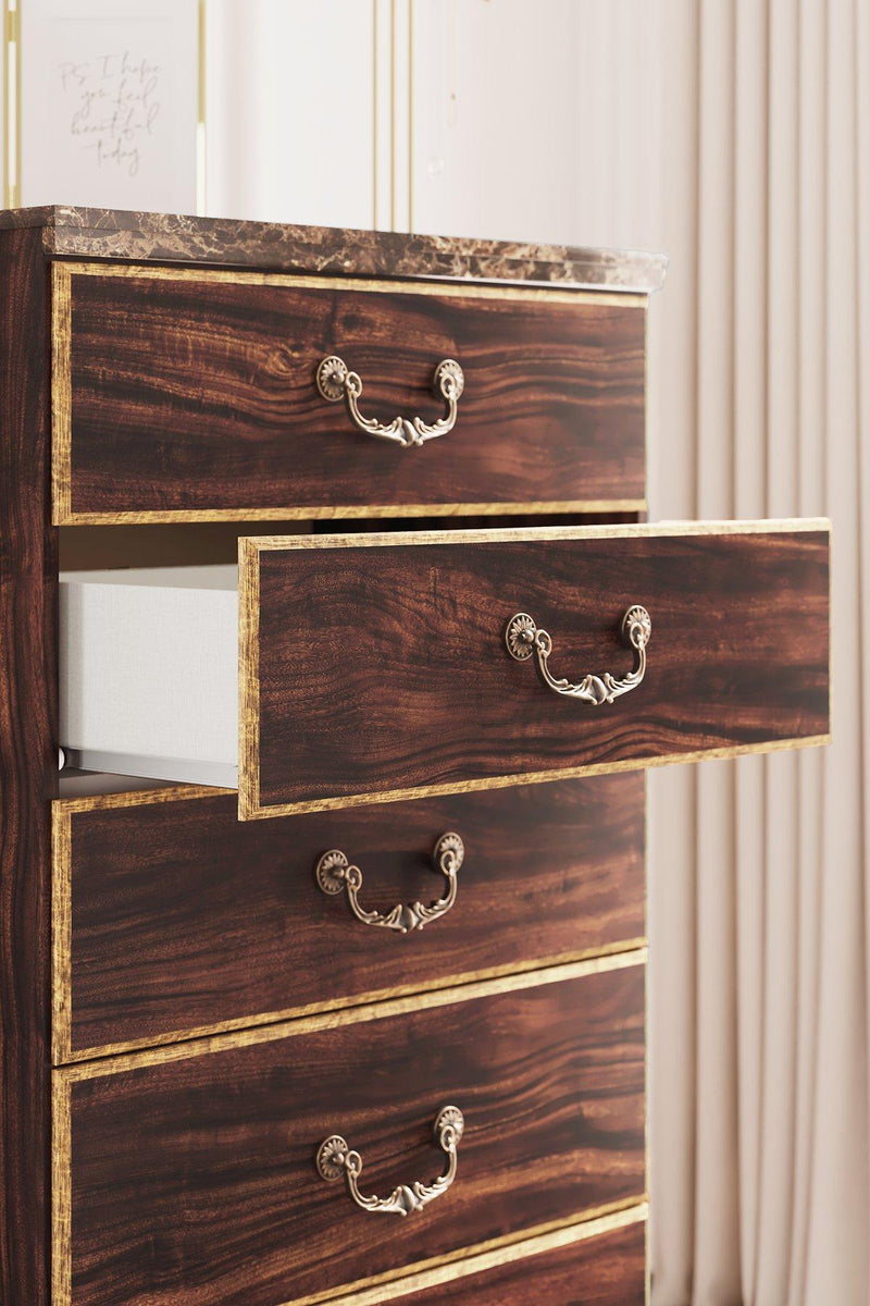 Glosmount Chest of Drawers