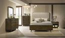 Eastlin E.King Bed